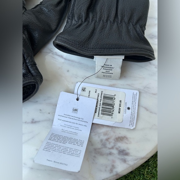 UGG mens 3 Point Leather Tech Gloves With Sherpa Lining black size large - Picture 16 of 16